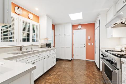 7242 Olivetas Ave, La Jolla, CA 92037 photo 15