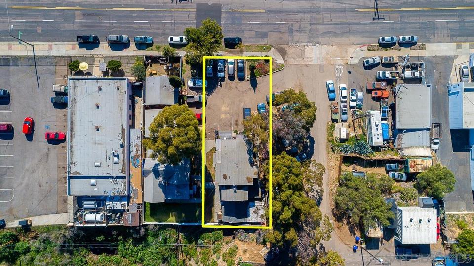  2904 Market St, San Diego, CA 92102 photo 2