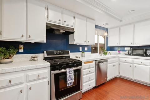 339 Holiday Way, Oceanside, CA 92057 photo 11