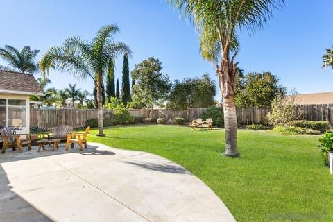 339 Holiday Way, Oceanside, CA 92057 photo 2