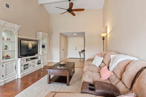 745 Torrey Pines Pl, Oceanside, CA 92058 photo 6