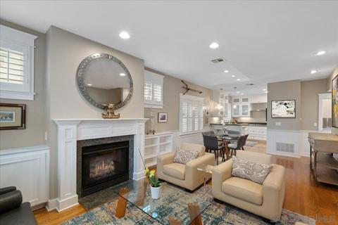 265 D Ave, Coronado, CA 92118 photo 8