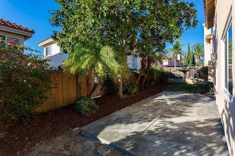 415 Calle Corazon, Oceanside, CA 92057 photo 27