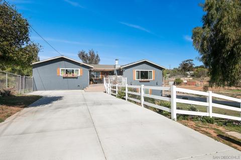 2125 Olive, Ramona, CA 92065 photo 2