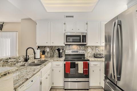 2279 Kings View Cir, Spring Valley, CA 91977 photo 8