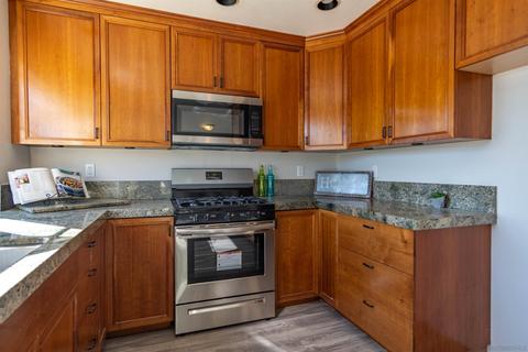 10321 Moorpark St, Spring Valley, CA 91978 photo 14