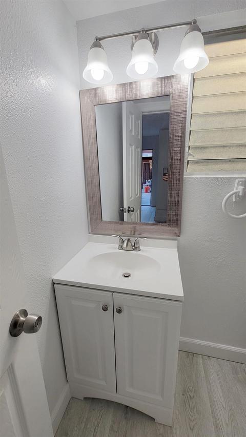 1060 E Washington Ave #7, Escondido, CA 92025 photo 11