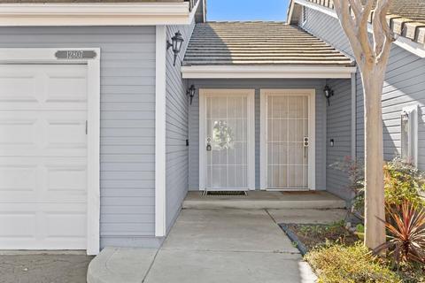 12807 Carriage Heights Way, Poway, CA 92064 photo 5
