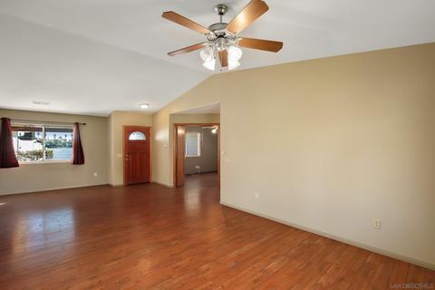 479 Merida Dr, Fallbrook, CA 92028 photo 8