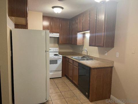 10235 Madrid Way #102, Spring Valley, CA 91977 photo 12