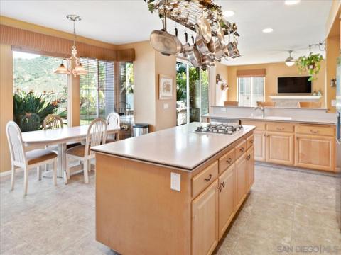 2306 Orchard View Ln, Escondido, CA 92027 photo 14
