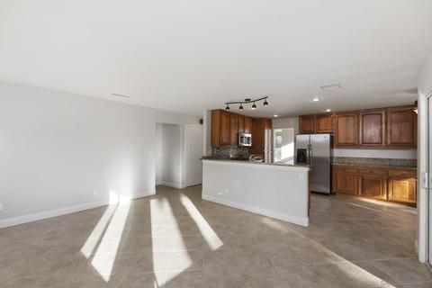 4883 Surrealist Ct, Oceanside, CA 92057 photo 10
