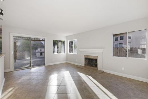 4883 Surrealist Ct, Oceanside, CA 92057 photo 7