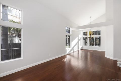 4883 Surrealist Ct, Oceanside, CA 92057 photo 4
