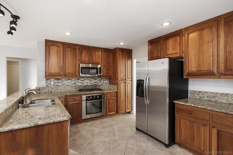 4883 Surrealist Ct, Oceanside, CA 92057 photo 11