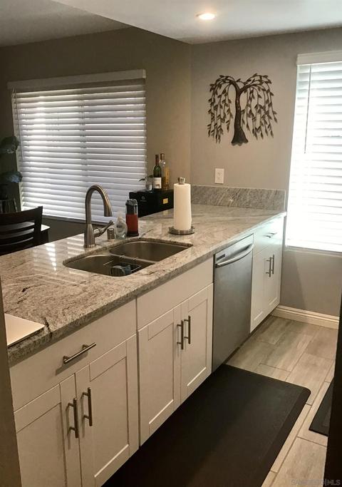 1126 Grape St, San Marcos, CA 92069 photo 9