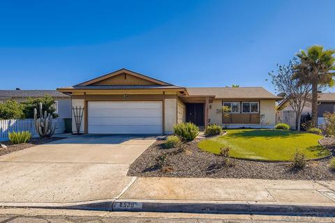 8539 Carlton Oaks Dr, Santee, CA 92071 photo 2