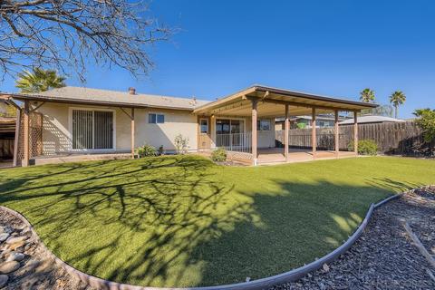 8539 Carlton Oaks Dr, Santee, CA 92071 photo 17