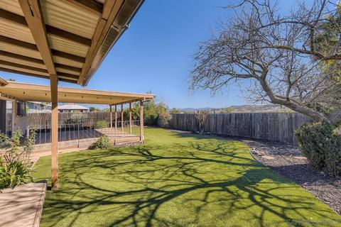 8539 Carlton Oaks Dr, Santee, CA 92071 photo 18