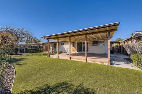 8539 Carlton Oaks Dr, Santee, CA 92071 photo 16