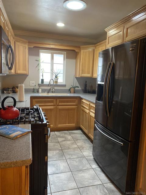 365 N Pierce St, El Cajon, CA 92020 photo 2