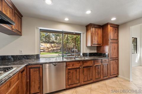 13068 Triumph, Poway, CA 92064 photo 10