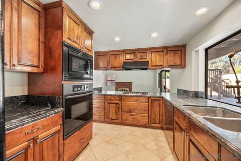 13068 Triumph, Poway, CA 92064 photo 9