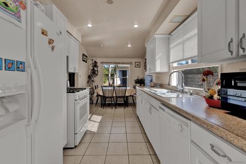 14137 Halper Rd, Poway, CA 92064 photo 18