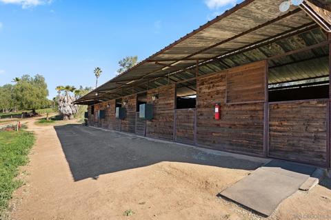 1267 Palomino Rd, Fallbrook, CA 92028 photo 30