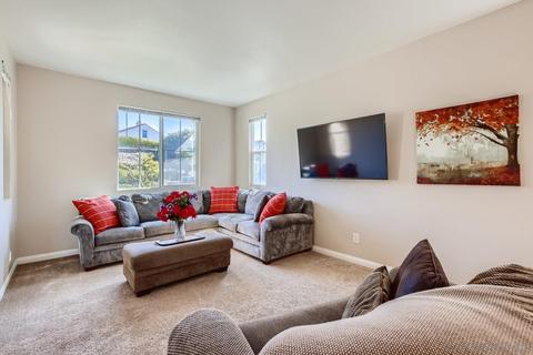 1041 Boulder Pl, Oceanside, CA 92057 photo 4