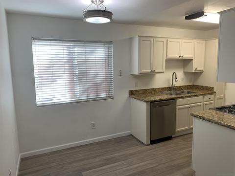 1472 Iris Ave #2, Imperial Beach, CA 91932 photo 2