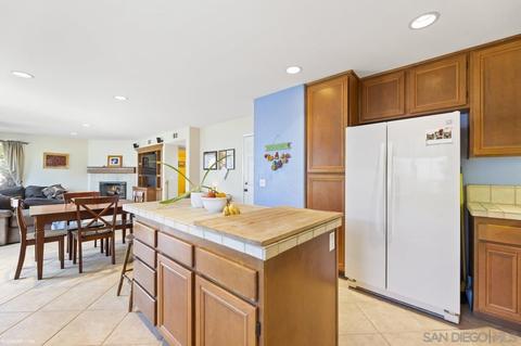 415 Franciscan Way, Oceanside, CA 92057 photo 5