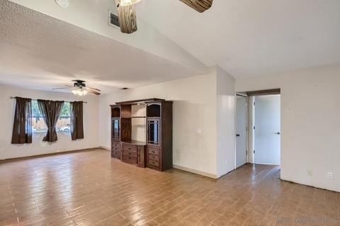 9572 Domer Rd, Santee, CA 92071 photo 5