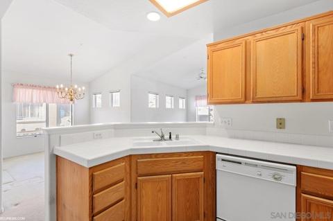 385 Whispering Willow Dr #A, Santee, CA 92071 photo 4