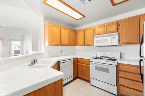 385 Whispering Willow Dr #A, Santee, CA 92071 photo 3