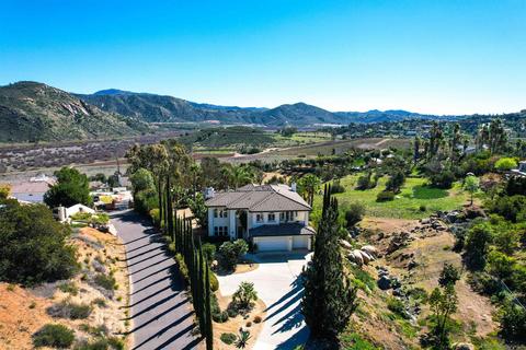 3427 Erik Rd, Escondido, CA 92025 photo 9
