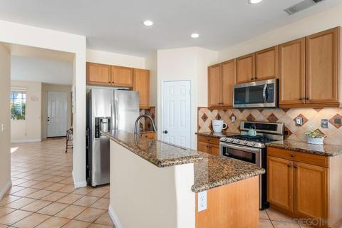 988 Glendora Dr, Oceanside, CA 92057 photo 7