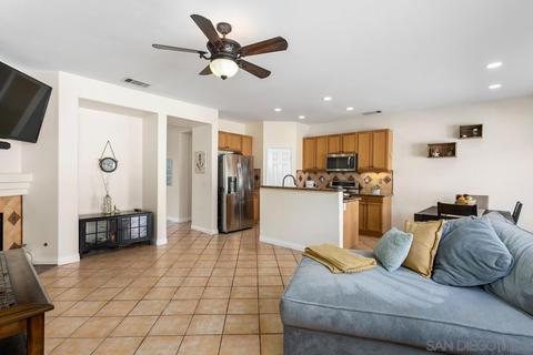 988 Glendora Dr, Oceanside, CA 92057 photo 10