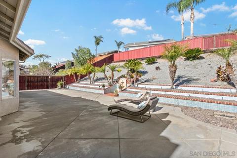 988 Glendora Dr, Oceanside, CA 92057 photo 2