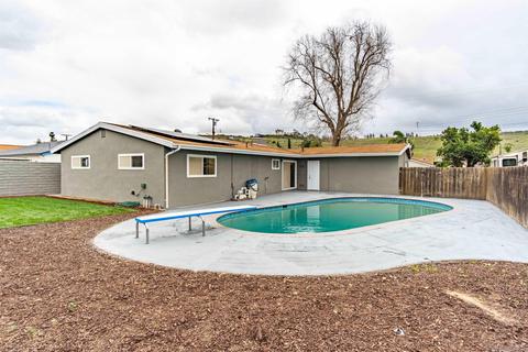 12712 Soule St, Poway, CA 92064 photo 2