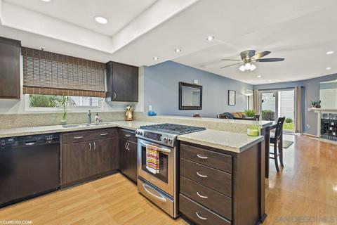 102 Mangano Cir, Encinitas, CA 92024 photo 4