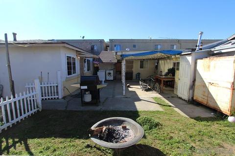 1249 Center Ave, Oceanside, CA 92054 photo 3