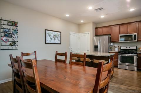 8700 Camden Dr, Santee, CA 92071 photo 9