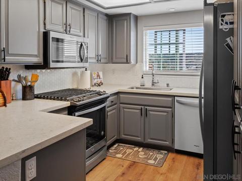 12850 Carriage Heights Way, Poway, CA 92064 photo 6