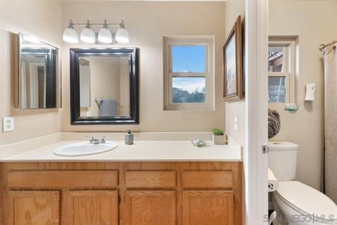 2054 Skyview Gln, Escondido, CA 92027 photo 18