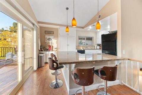 2054 Skyview Gln, Escondido, CA 92027 photo 3