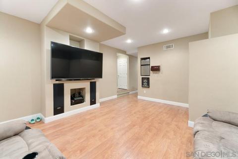 2054 Skyview Gln, Escondido, CA 92027 photo 15