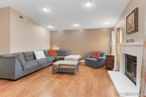 2054 Skyview Gln, Escondido, CA 92027 photo 6