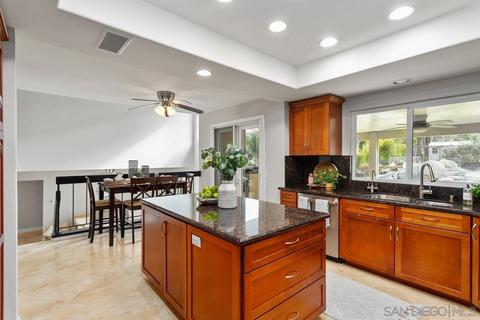 441 Avenida Adobe, Escondido, CA 92029 photo 8