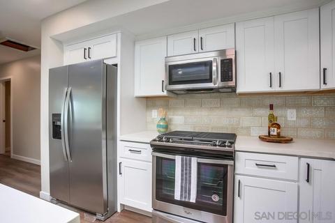 214 Beaumont Dr, Vista, CA 92084 photo 18